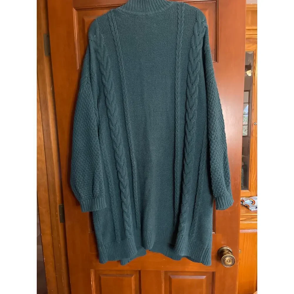 ROOTS CHENILLE CABLE KNIT CARDIGAN SIZE XL